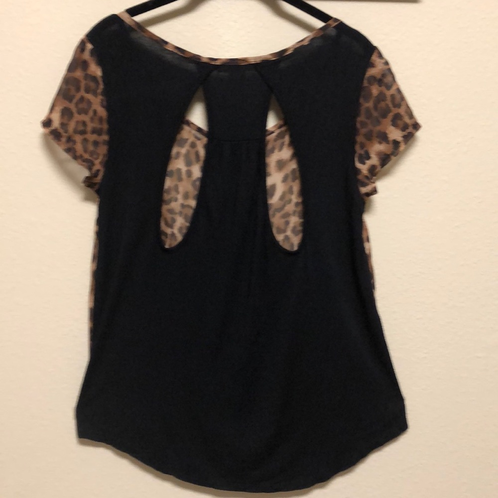 Leopard pattern blouse - Picture 2 of 3
